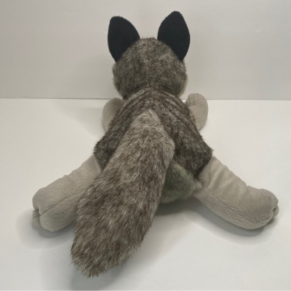 Adorable Gray Wolf Stuffed Animal/Plush made by Wildlife Artist Inc - Picture 4 of 8